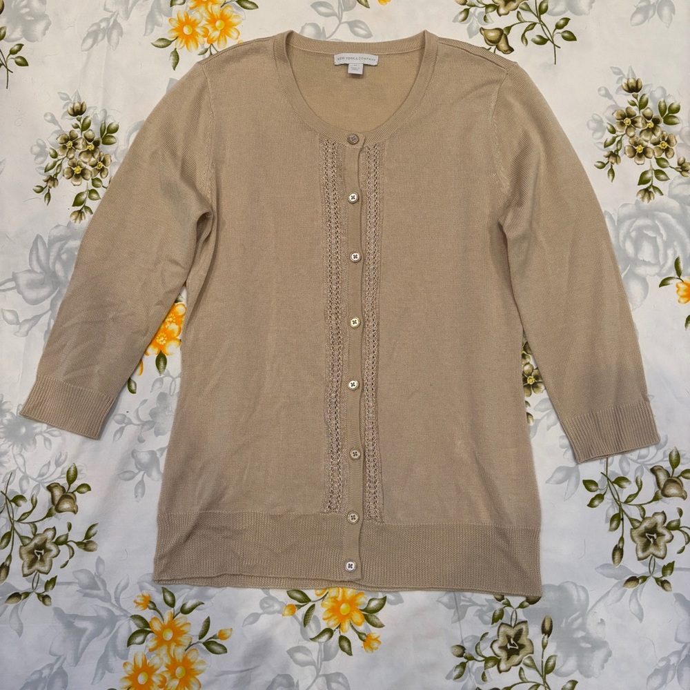 New York & Company Size XS Gold/ Cream Cardigan